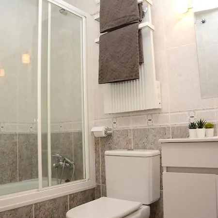 Apartamento En Con Piscina A 50 Metros De La Playa Apartmán *